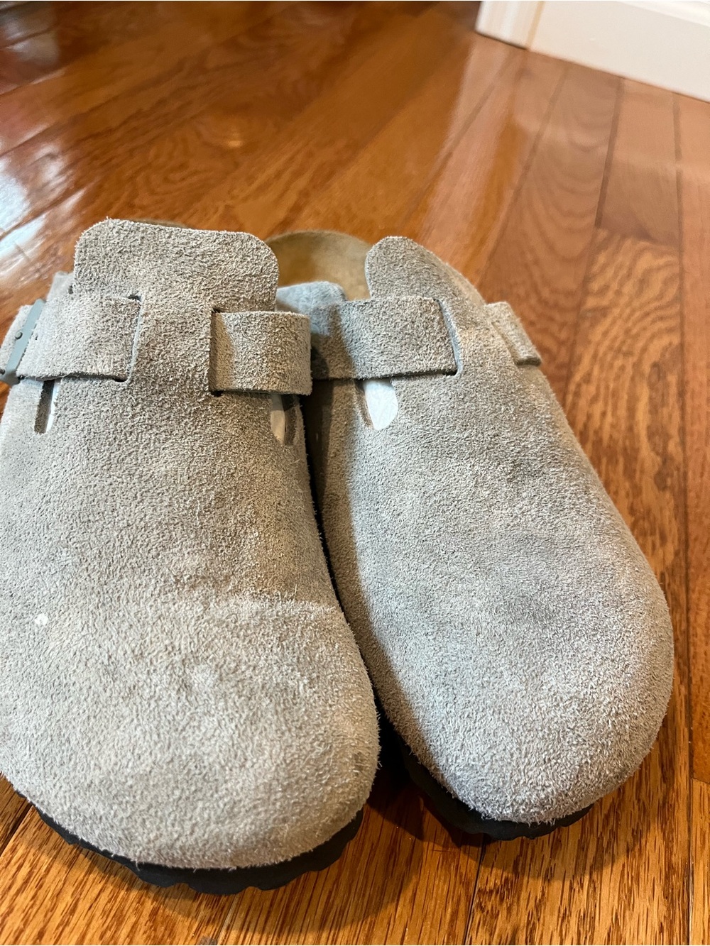 Birkenstock Boston Clog Soft Footbed
in Suede Leather, "Pure Sage" colorway - Picture 6 of 7